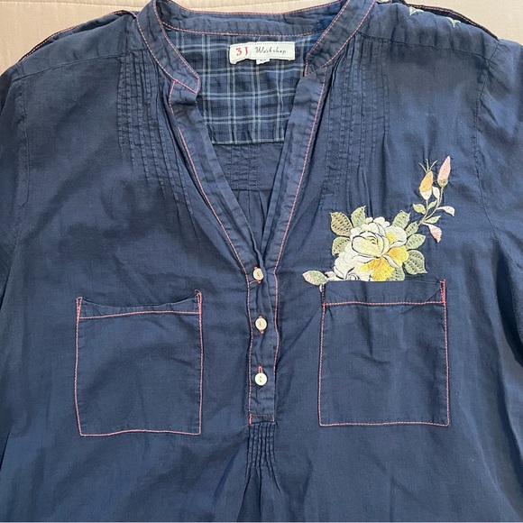 3J Workshop Johnny Was Navy Shirt with Pink Stitching Floral Embroidered Boho - Picture 4 of 8